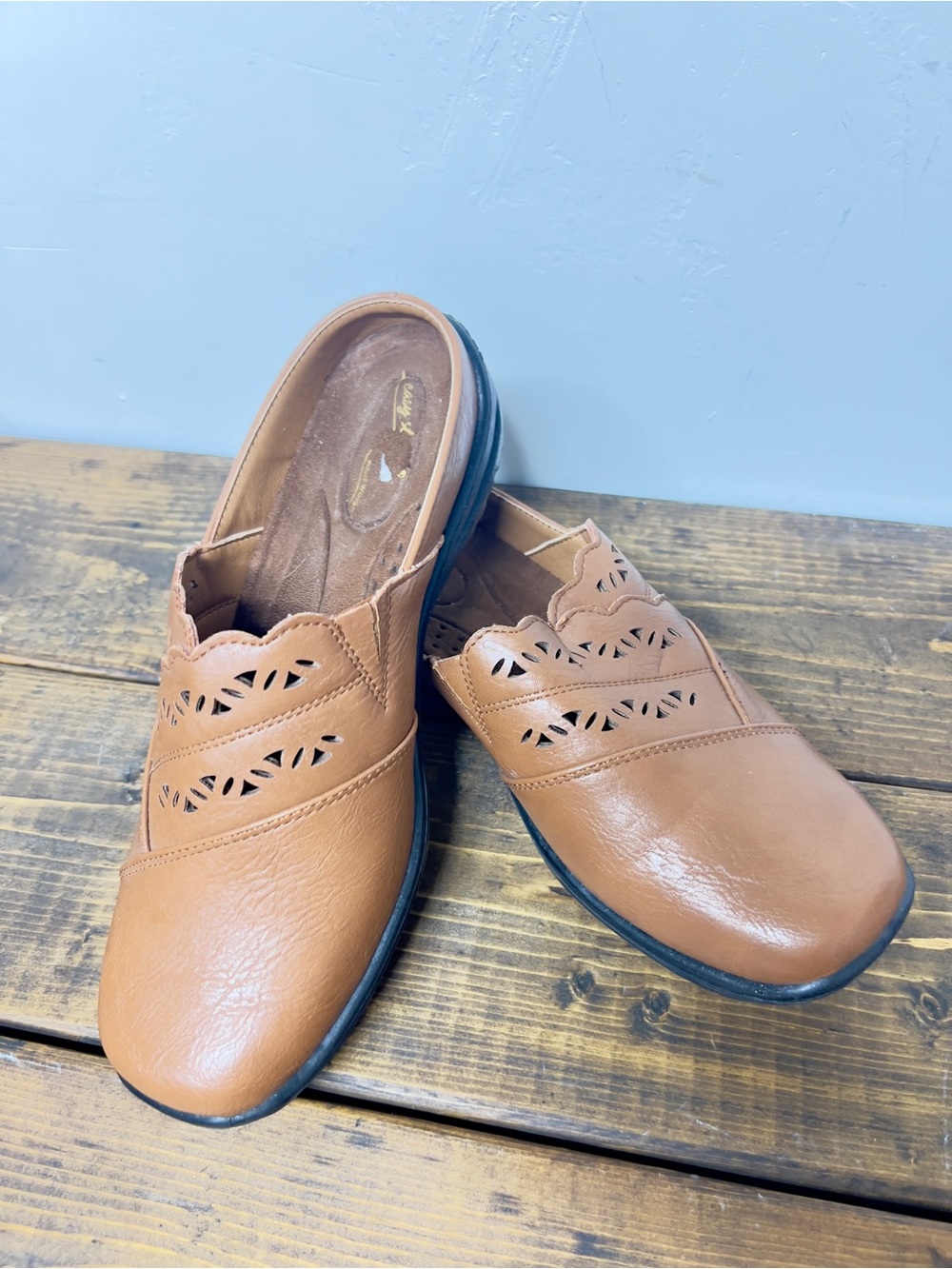 Easy Street Comfort Wave Women's Forever Mule